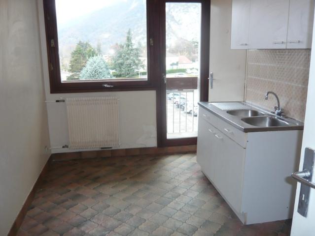 appartement t4 à saint egreve ref ges07790857 900 agence delphine teillaud