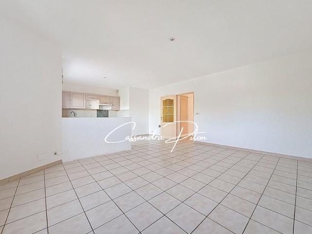 Appartement T4 à vendre à Sainte Marie Plage avec garage, parking, terrasse et extérieur