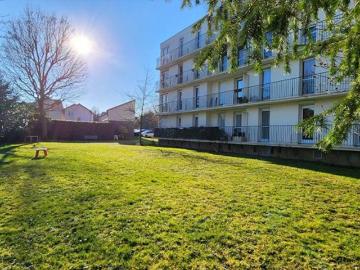 Appartement T4 à vendre avec cave/ place de parking et Box