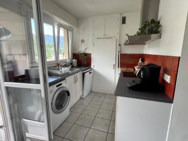APPARTEMENT T4 AVEC GARAGE