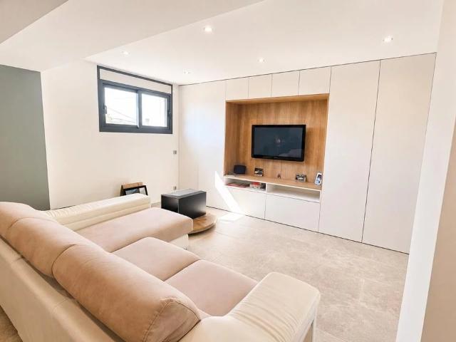 Appartement T4 avec parking et jardin entièrement rénové
