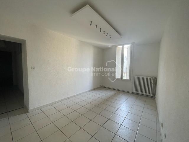 APPARTEMENT T4 AVEC TERRASSE MONTEUX CENTRE VILLE