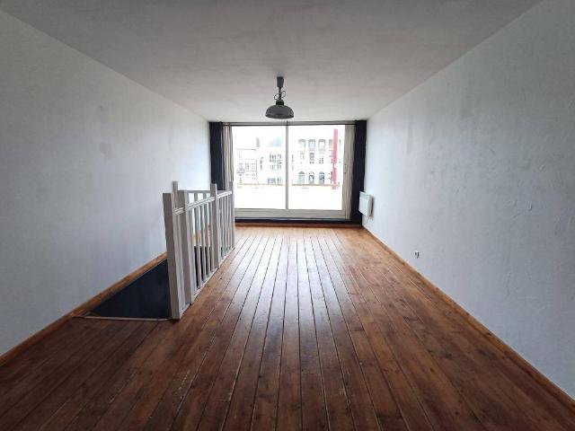 Appartement T4 avec terrasse à Louer