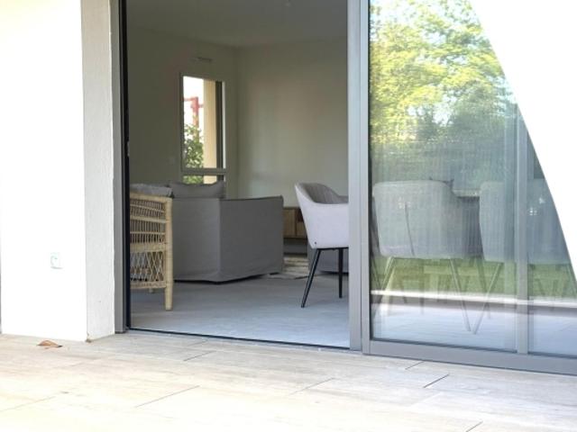 Appartement T4 avec terrasse et jardin
