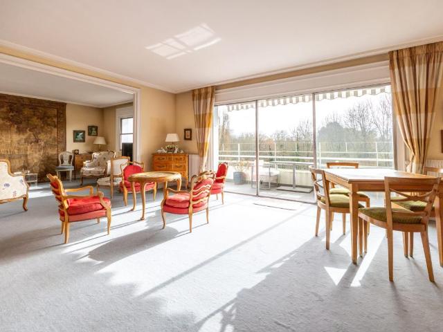 Appartement T4 Balcon