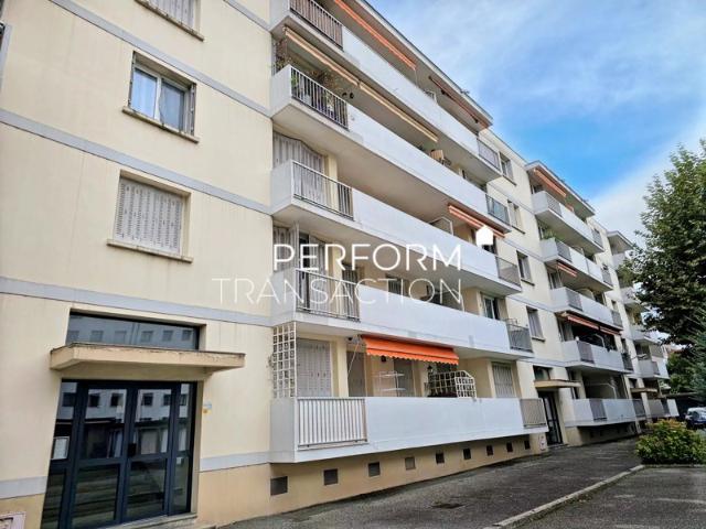 Appartement T4 / Balcon Terrasse + Cave