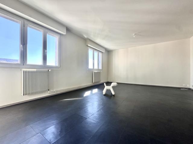 Appartement T4 BEAUMONT Stationnement & Cave