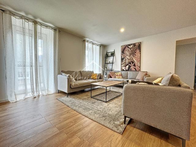 APPARTEMENT T4 BIS NEUF DE 108 M2 EN CENTRE VILLE DE MILLAU