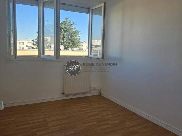 APPARTEMENT T4 BRON
