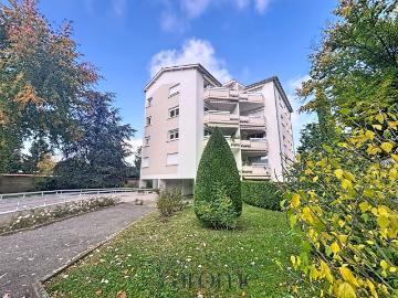 Appartement 101 m2 Garage Parking Cave Terrasse et balcon