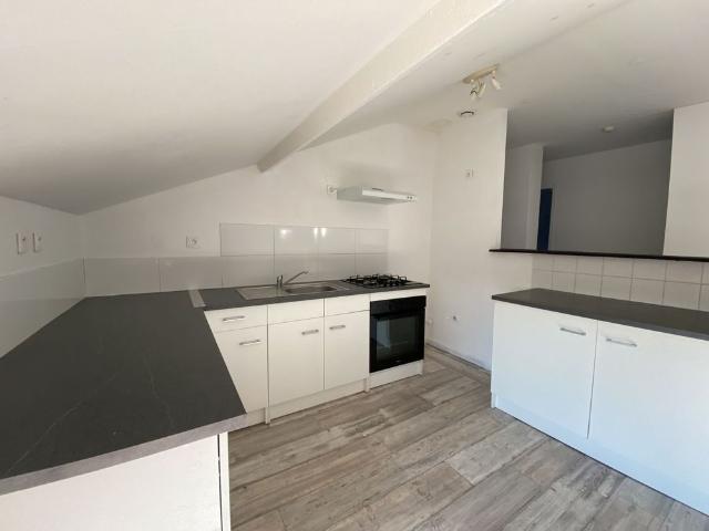 Appartement T4 centre ville de Caussade
