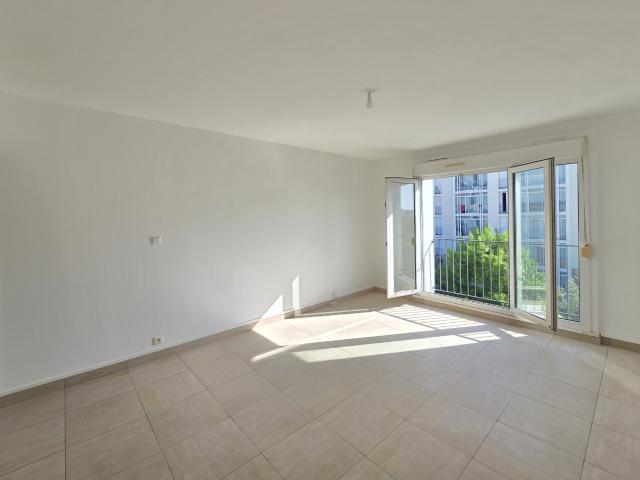 Appartement T4 dans résidence calme avec chauffage inclus TROYES LA CHAPPELLE ST LUC