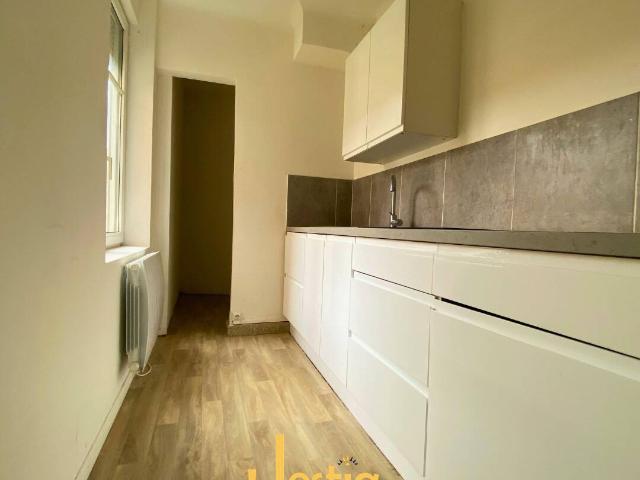 Appartement T4 de 76 m² – 3 chambres – Plein centre de Dechy