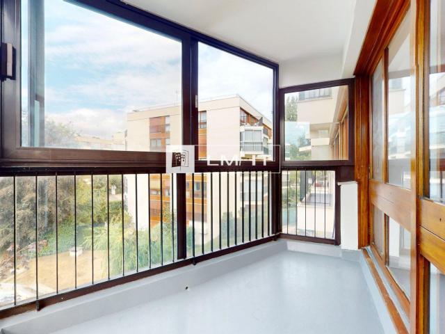 Appartement T4 de 79m2 + parking + cave+ balcon