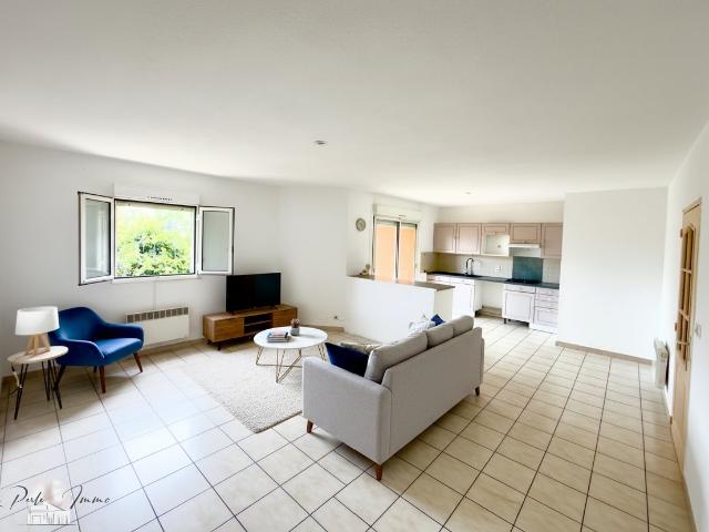 Appartement T4 de 84m2 avec jardin, place de parking et gara. 84m² Sainte Marie La Mer
