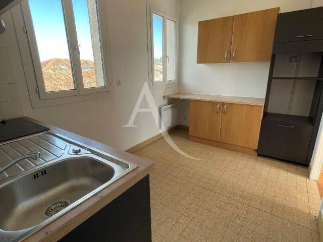 Appartement T4 de 85m² au 1er étage Castillon Savès