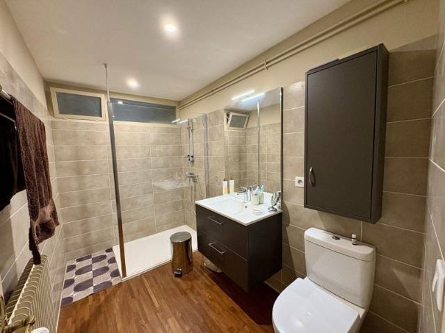 Appartement T4 de 86 m²: Le charme de l'ancien avec volume et clarté