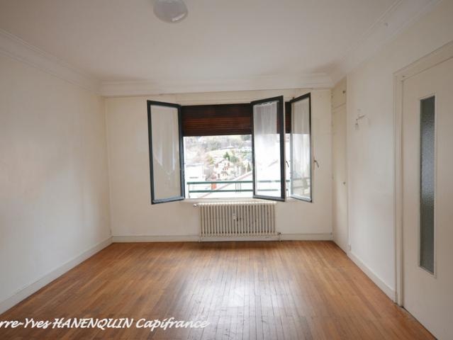 Appartement T4 de 96 m² avec beaux volumes – Quartier prisé proche centre ville ALBERTVILLE 73