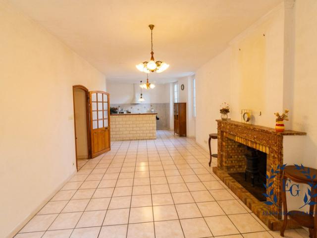 Appartement T4 de 96 m² en plein centre de Barjols