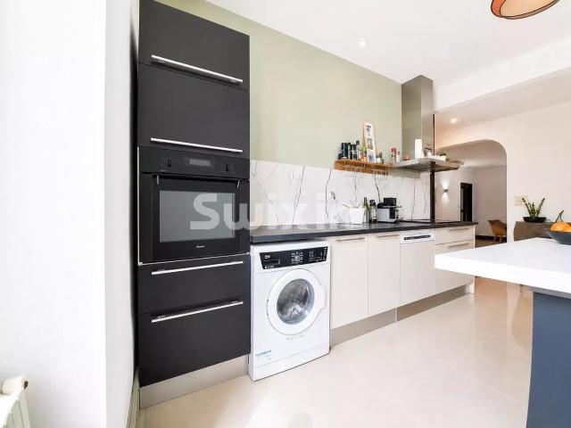 Appartement T4 de 110m2 en hyper centre avec cave et garage!