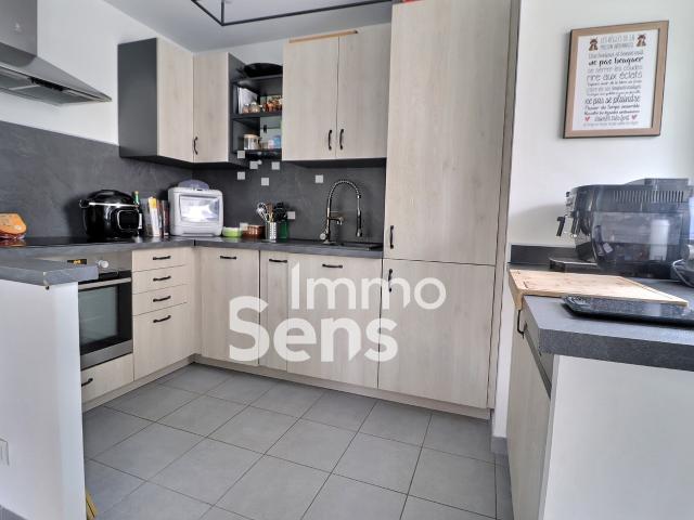 Appartement T4 de standing, La Madeleine