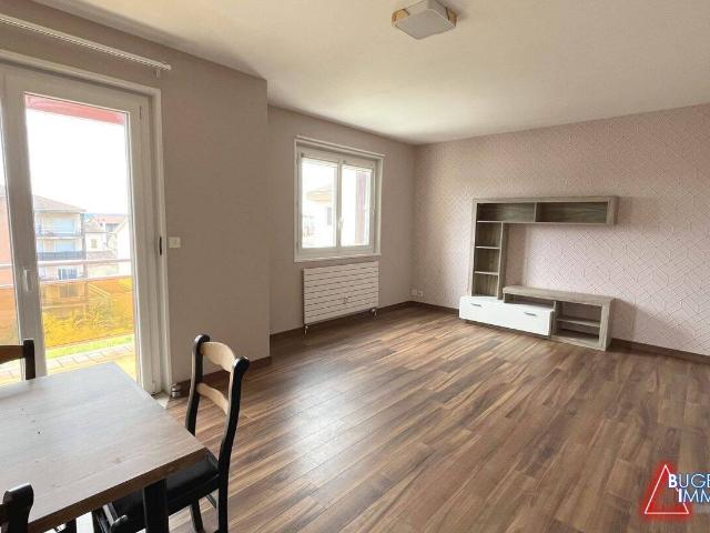 Appartement T4 d'environ 81 m² avec balcon et 2 places de parki