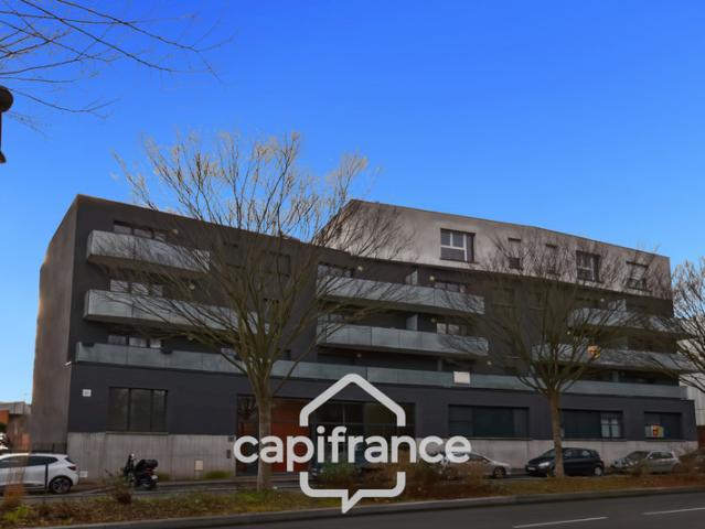 ? Appartement T4 dernier étage avec grande terrasse plein sud – Tourcoing ?