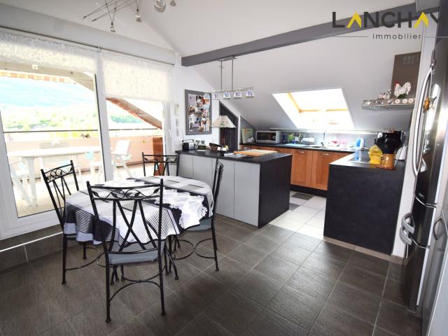 Appartement T4 dernier étage grande terrasse