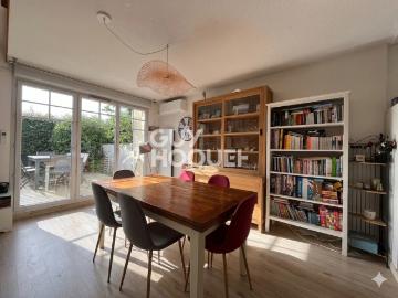 APPARTEMENT T4 DUPLEX REZ DE JARDIN PARKING