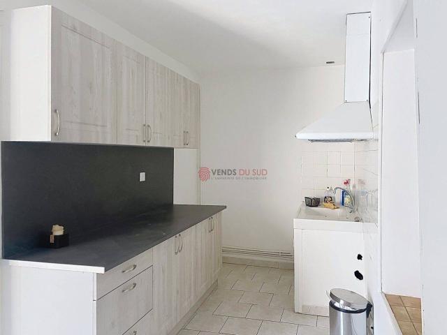 APPARTEMENT T4 EN TROISIEME ETAGE