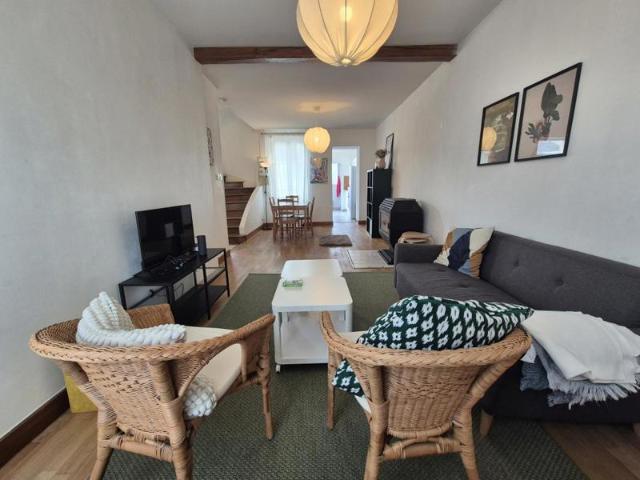 Appartement meublé – Rue Maillefer, Reims – 84 m²