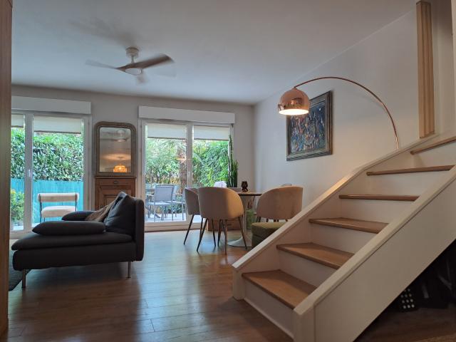 Appartement T4 en duplex de 85m2 avec jardin et terrasse dans le centre de Fontaines St Martin !