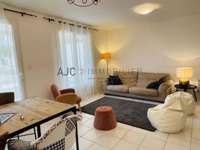 APPARTEMENT T4 EN RESIDENCE PARADOU
