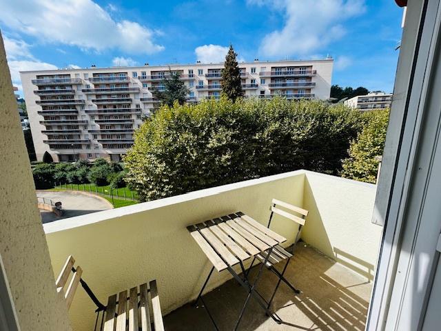 APPARTEMENT T4 ENTIÈREMENT MEUBLÉ ET RÉNOVÉ TROISIÈME ÉTAG