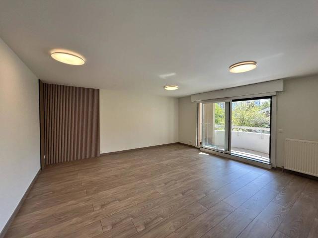 Appartement T4 entièrement rénové Saint Julien En Genevois