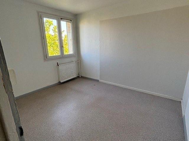 Appartement t4 étage 4 sans ascenseur Nos biens à la location Je veux l
