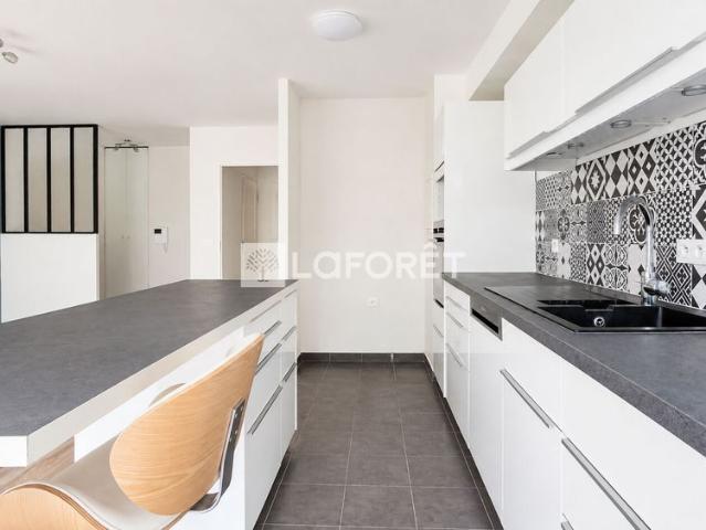 Appartement T4 GENNEVILLIERS à louer