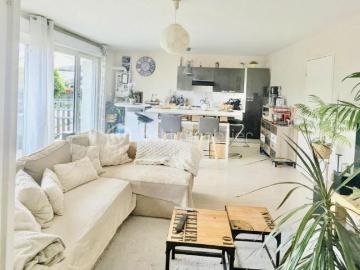 Appartement T4 lumineux – 71 m² avec balcon et cellier et charges basses