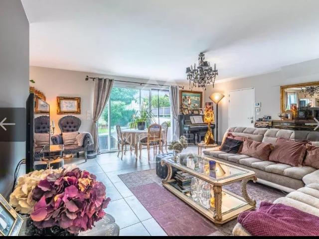Appartement T4 lumineux avec piscine privative 116m² Anglet