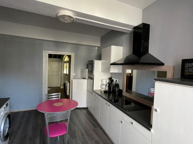 Appartement T4 meublé à CHATEAU CHINON VILLE