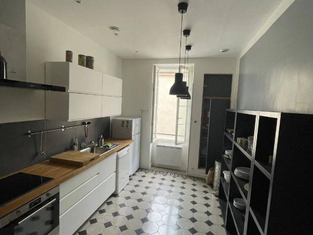 Appartement T4 Meublé Haussmannien avec place de parking
