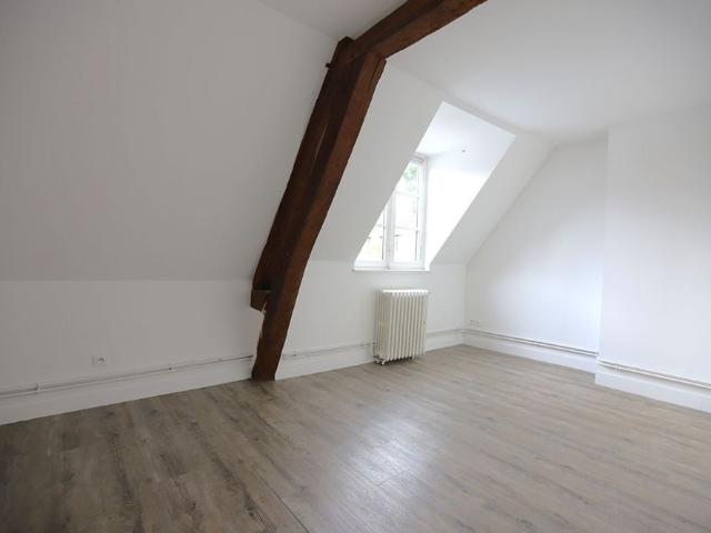 Appartement T4 MONTFORT L AMAURY à louer