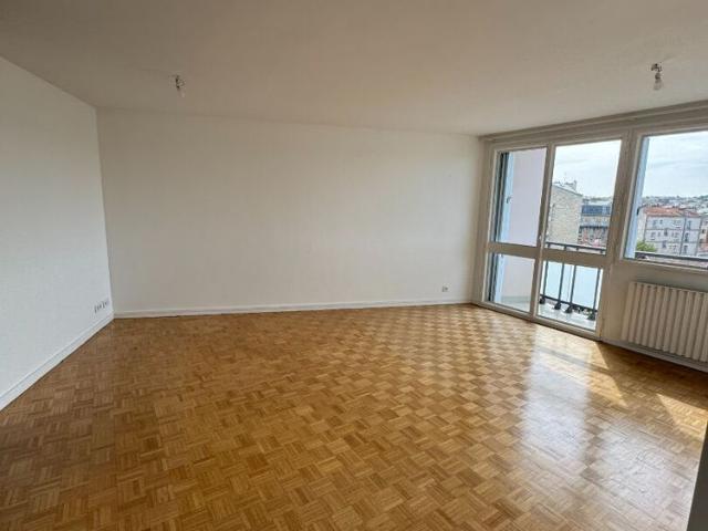 Appartement T4 NANTERRE à louer