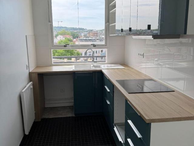 Appartement T4 NANTERRE à louer