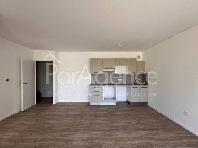 Appartement T4 neuf avec balcon Résidence récente Royan
