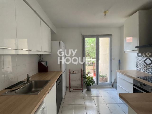 APPARTEMENT T4 NON MEUBLÉ BALCONS PARKING MINIMES