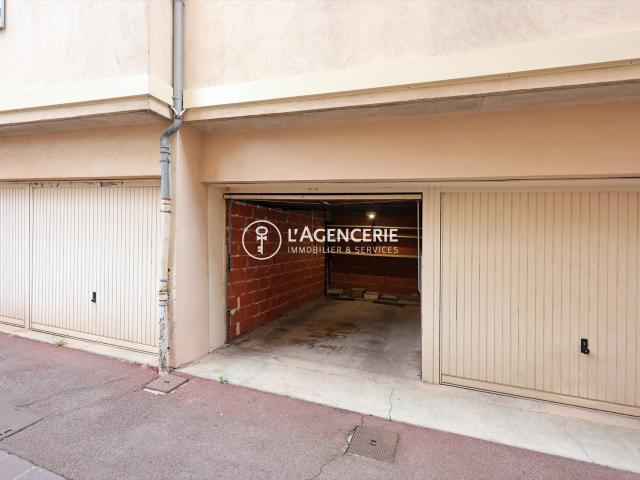 Appartement T4, place du vigan à ALBI avec garage 102m² Albi