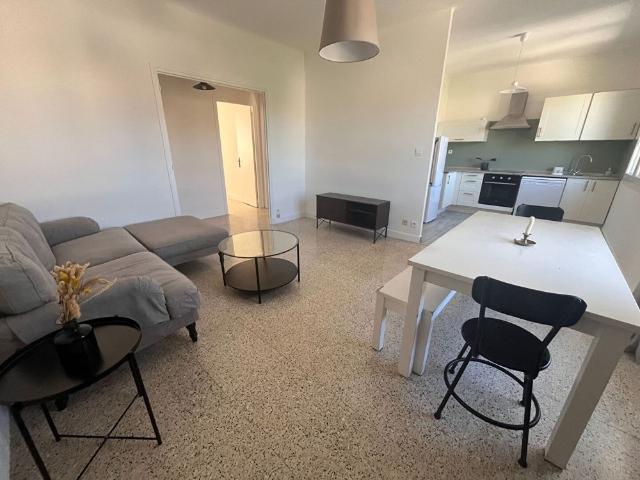 Appartement T4 près de ESTAGEL à louer