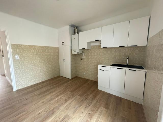 APPARTEMENT T4 RENOVE AVEC GARAGE INDIVIDUEL QUARTIER SAINT MARTIN