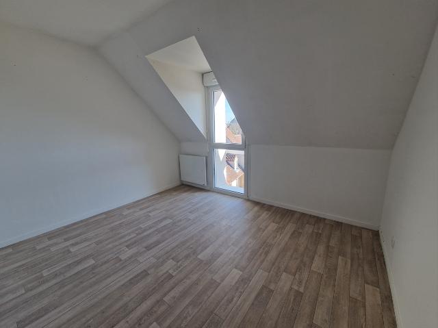 APPARTEMENT T4 RESIDENCE RENOVEE SECTEUR CALME LE CREUSOT